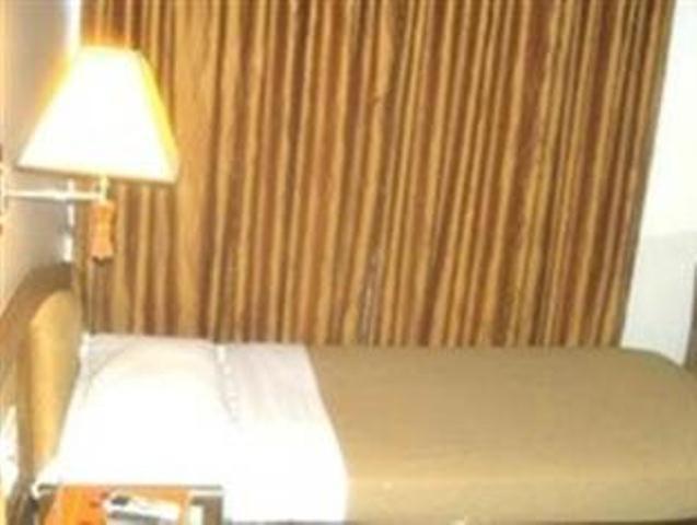 The Ambience Hotel Pune Habitación foto